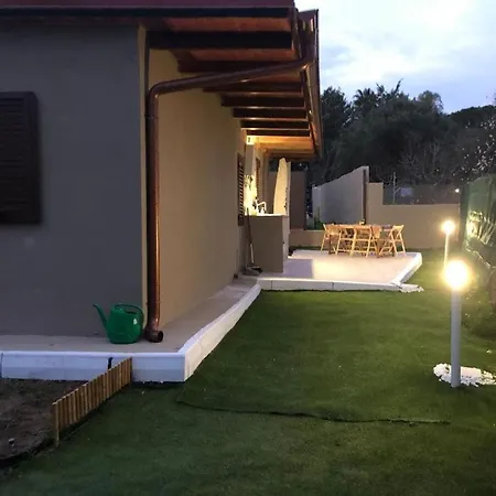 Esclusiva Privata Casa Famiglia Dom wakacyjny Quartu SantʼElena
